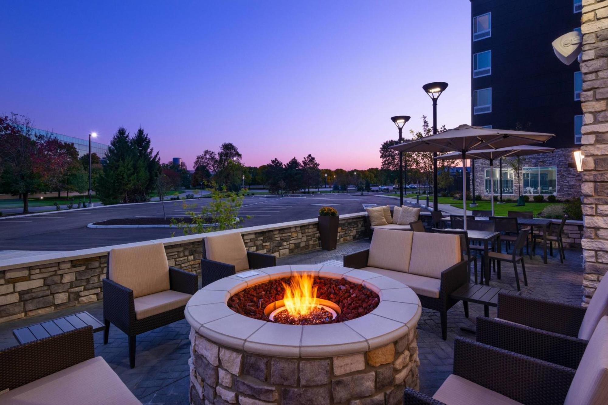 Residence Inn By Marriott Indianapolis Keystone Экстерьер фото
